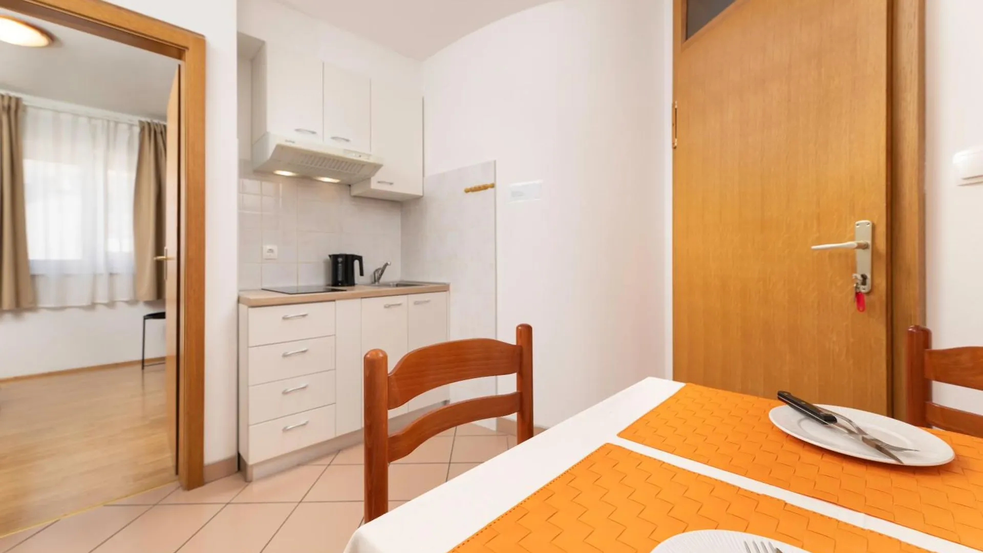 Diana Apartments Baska   Baska (Krk)