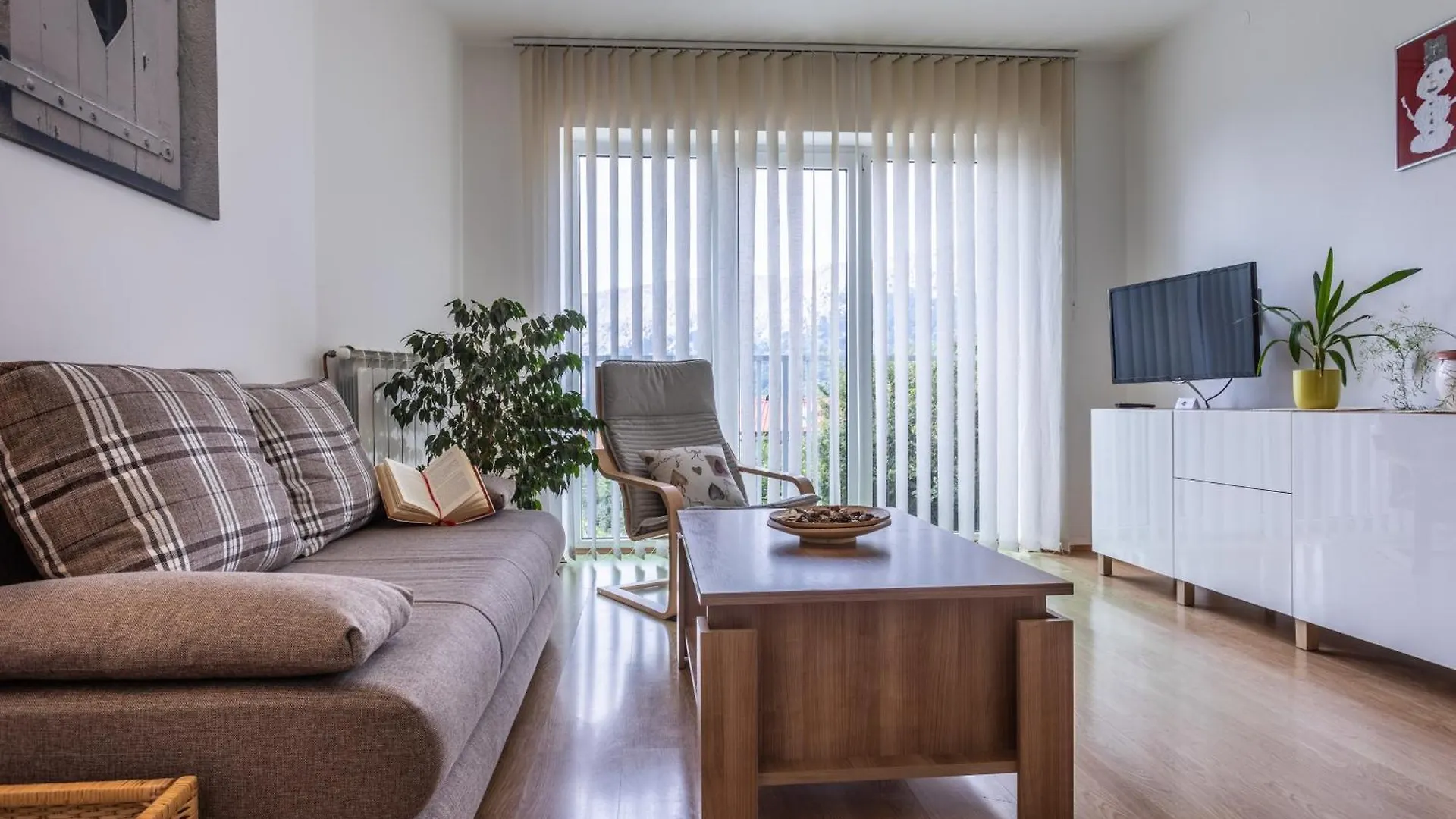 Diana Apartments Baska