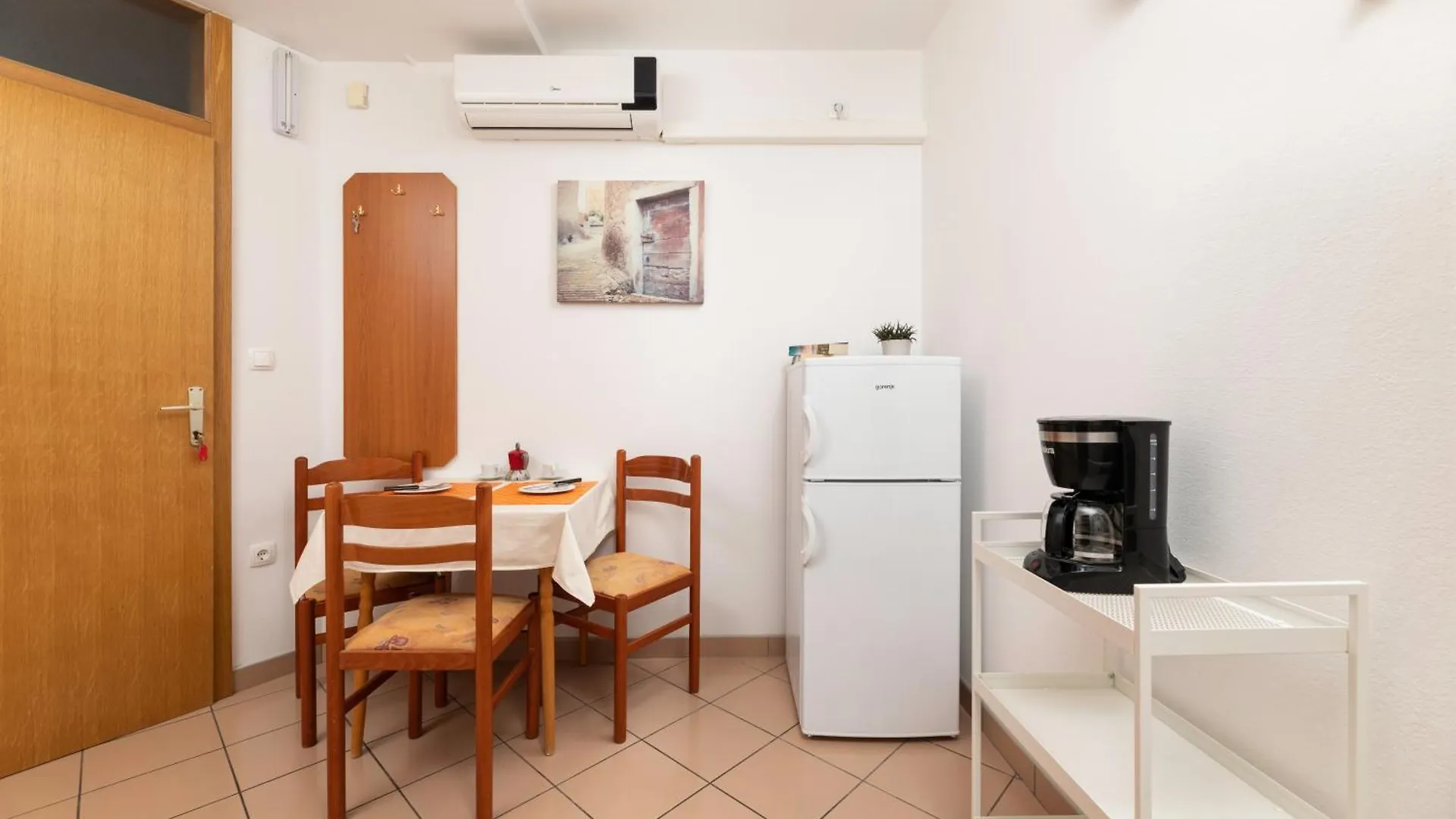 Diana Apartments Baska  0*, Baska (Krk)