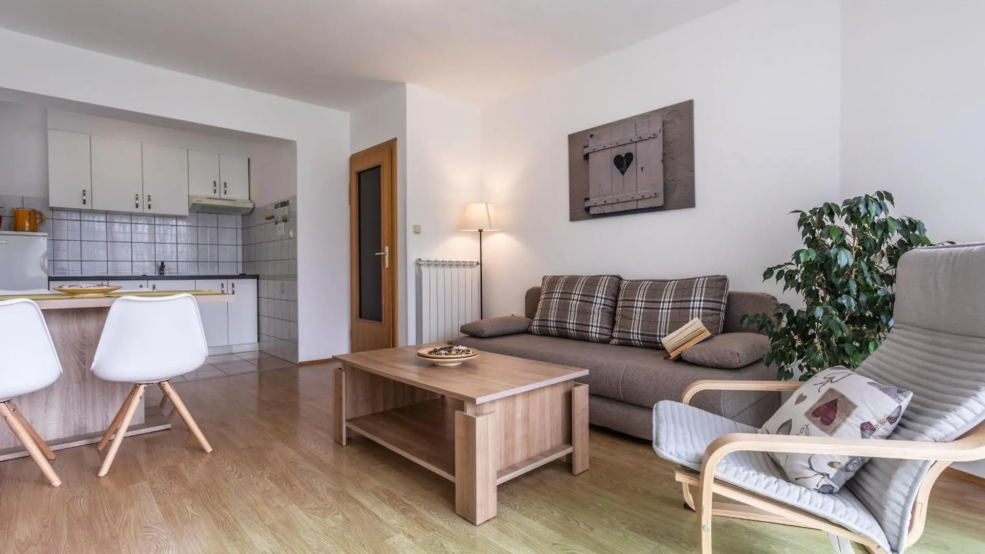 Diana Apartments Baska